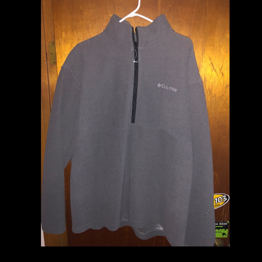 Columbia Pullover Sweatshirt